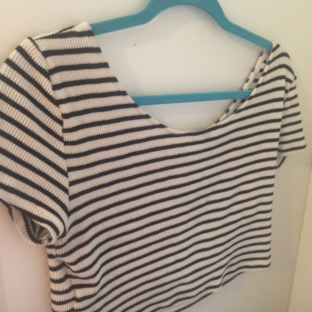 Cropped Top